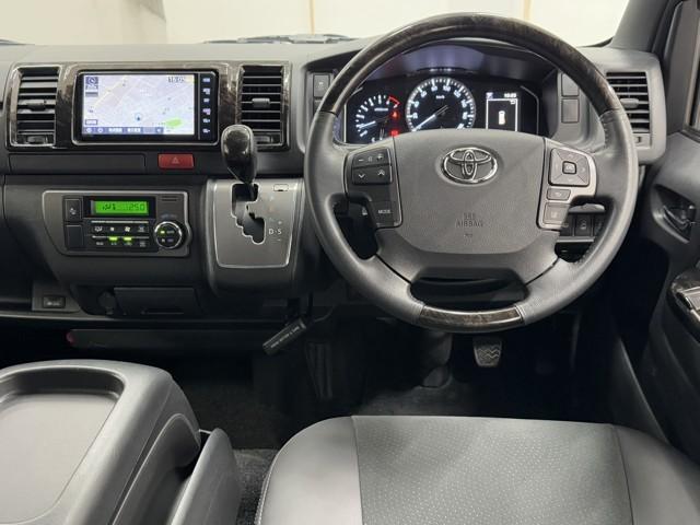 ハイエースバン スーパーGL ダークプライムII LEDヘットライト メモリーナビゲーション ミュージックプレイヤー接続可 地デジ スマキー ABS フルフラット 盗難警報装置 運転席エアバッグ リアクーラー オートエアコン パワーウインドウ 記録簿(4枚目)