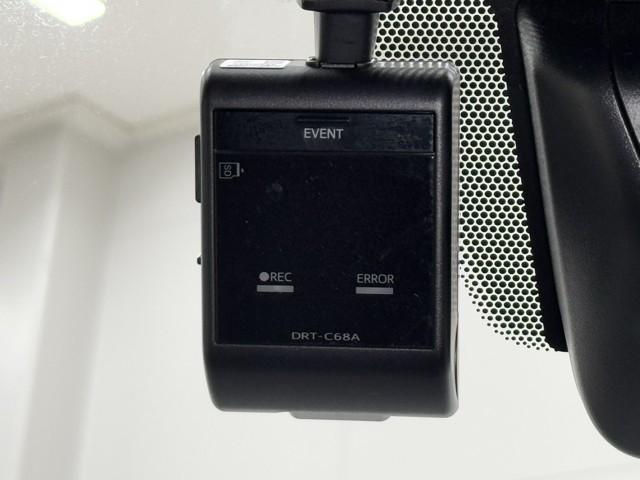 ハイエースバン スーパーGL ダークプライムII LEDヘットライト メモリーナビゲーション ミュージックプレイヤー接続可 地デジ スマキー ABS フルフラット 盗難警報装置 運転席エアバッグ リアクーラー オートエアコン パワーウインドウ 記録簿(10枚目)