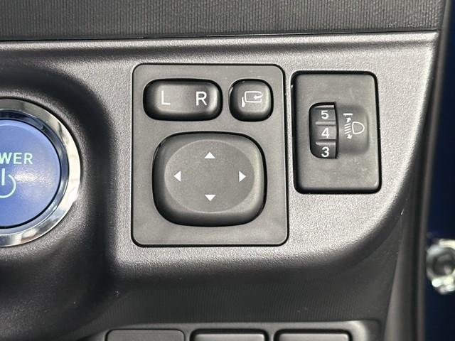 アクア Sスタイルブラック AUX端子 記録簿あり バックモニタ- ナビTV イモビライザー LEDライト スマートキープッシュスタート 1オーナー ETC付き Wエアバッグ キーフリ メモリーナビゲーション ドラレコ付き PS(15枚目)