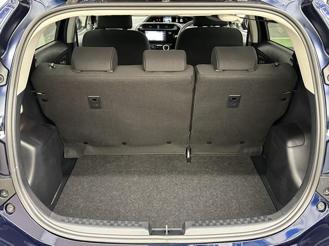 アクア Sスタイルブラック AUX端子 記録簿あり バックモニタ- ナビTV イモビライザー LEDライト スマートキープッシュスタート 1オーナー ETC付き Wエアバッグ キーフリ メモリーナビゲーション ドラレコ付き PS(18枚目)