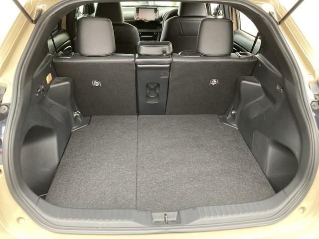 ヤリスクロス ハイブリッドZ ドライブレコーダ インテリジェントキー アルミホイル LEDライト 1オ-ナ- リアカメラ ナビ クルーズコントロール 整備記録簿 横滑り防止システム メモリーナビゲーション 電動シ-ト パワステ(12枚目)