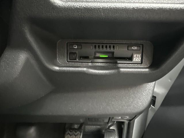 ハイエースバン ＤＸ　ドラレコ　ナビＴＶ　ワンセグＴＶ　横滑り防止　イモビ　４ＷＤ　バックカメラ　キーレス　運転席エアバッグ　ＥＴＣ　ミュージックプレイヤー接続可　メモリーナビ　パワーウインドウ　ＡＢＳ　エアコン　パワステ（9枚目）
