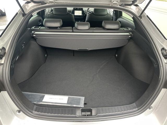 プリウス Aプレミアム ツーリングセレクション 横滑り防止機能 皮シート 運転席パワーシート エアコン パワーウィンドウ ナビ&TV アイドリングストップ LEDライト 盗難防止装置 スマートキー&プッシュスタート キーレス ETC アルミホイール(11枚目)