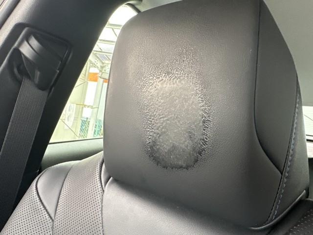 プリウス Aプレミアム ツーリングセレクション 横滑り防止機能 皮シート 運転席パワーシート エアコン パワーウィンドウ ナビ&TV アイドリングストップ LEDライト 盗難防止装置 スマートキー&プッシュスタート キーレス ETC アルミホイール(12枚目)