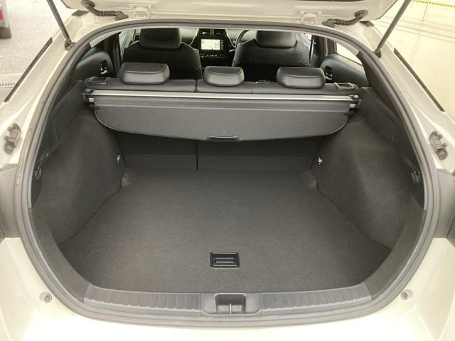 プリウス Ｓツーリングセレクション　エアバック　地デジ　１オーナー車　Ｂモニ　アイスト　定期点検記録簿　ＬＥＤヘッド　イモビ　オートクルーズ　横滑り防止　サイドエアバック　ドラレコ付き　ＤＶＤ再生可　ＥＴＣ　スマートキー　メモリ－ナビ（12枚目）