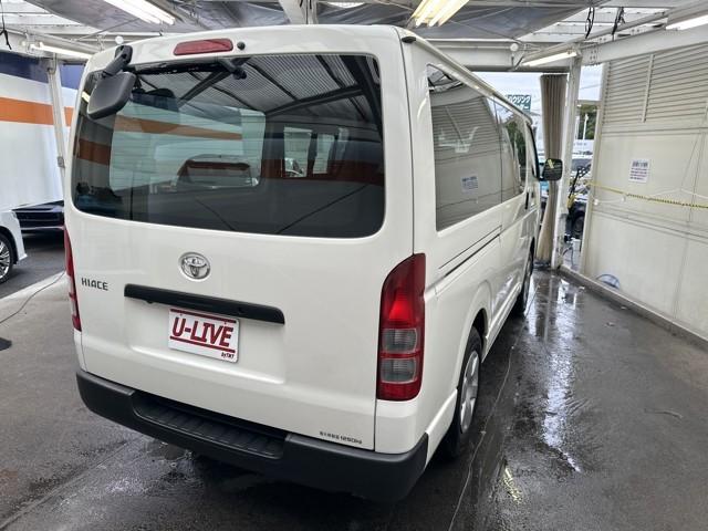 ハイエースバン ロングＤＸ　ブレーキサポート　リアカメラ　フルセグテレビ　ＤＶＤ　ＰＷ　運転席エアバッグ　ナビテレビ　横滑り防止　整備点検記録簿　イモビ付　パワーステアリング　エアコン　ミュージックプレイヤー接続可　ＡＢＳ（6枚目）