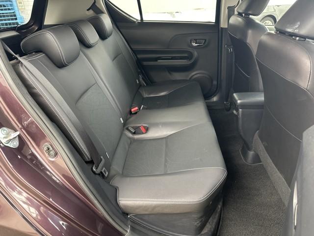 アクア Gブラックソフトレザーセレクション Wエアバッグ スマ-トキ- ECOモード ナビTV イモビ 地デジテレビ 整備記録簿 Rカメラ クルーズコントロール ドライブレコーダー 1オーナー AUTOエアコン DVD再生機能 ESC ETC(11枚目)