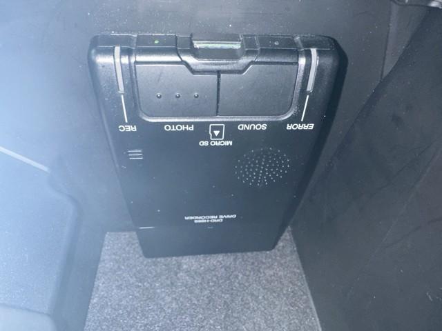 カローラツーリング ハイブリッド ダブルバイビー 追突軽減ブレーキ バックモニタ 地デジフルセグ 横滑防止 ナビTV スマキー LEDライト AC100V Aストップ デュアルエアバッグ エアコン オートクルーズ サイドエアバッグ ETC付 PS(8枚目)