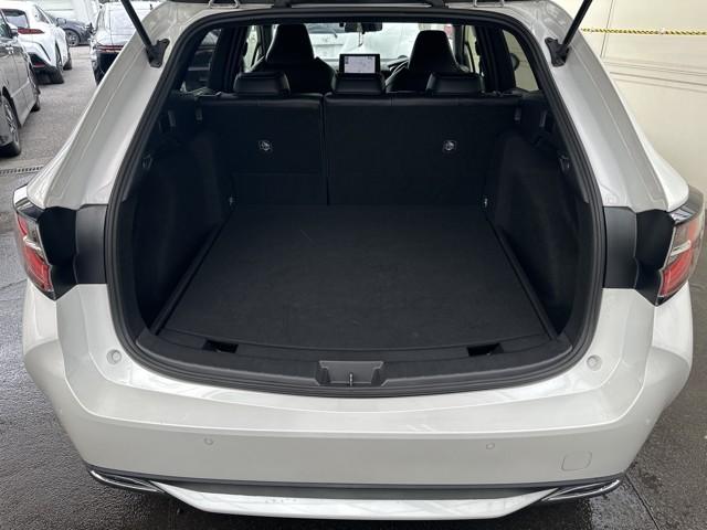 カローラツーリング ハイブリッド ダブルバイビー 追突軽減ブレーキ バックモニタ 地デジフルセグ 横滑防止 ナビTV スマキー LEDライト AC100V Aストップ デュアルエアバッグ エアコン オートクルーズ サイドエアバッグ ETC付 PS(12枚目)