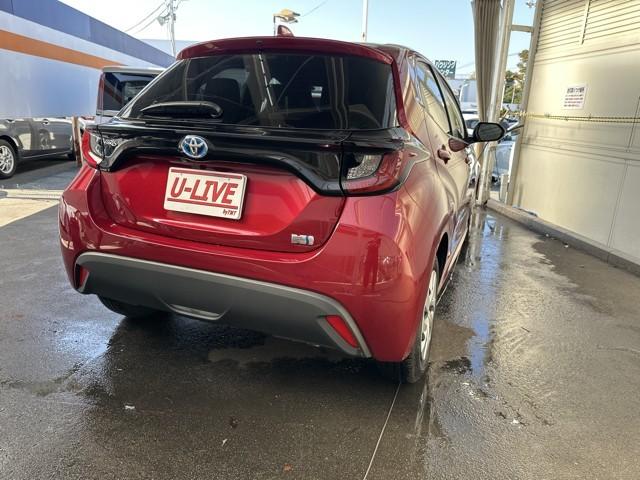 ヤリス ハイブリッドX カーテンエアバッグ イモビライザー スマートキー&プッシュスタート バックモニター ワイヤレスキー ドラレコ ABS ナビ オートクルーズ ミュージックプレイヤー接続可 Wエアバック パワーウィンドウ(6枚目)