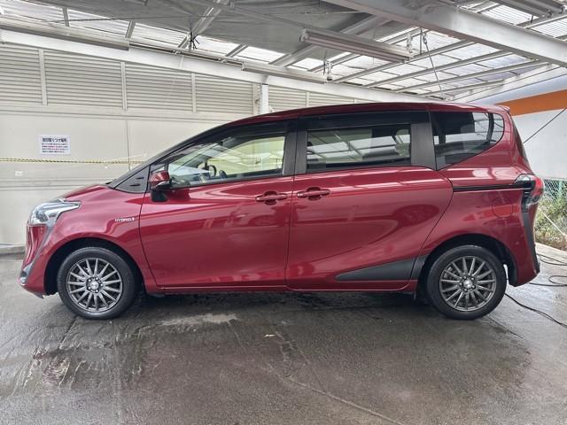 シエンタ ハイブリッド ファンベースG ESC エコモード プリクラッシュセーフティー パワステ メディアプレイヤー接続 運転席エアバック 整備記録簿 バックモニタ- LEDライト イモビライザー AW フルセグTV ドライブレコーダー(5枚目)