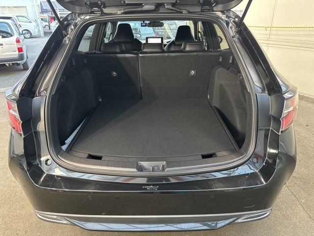 カローラツーリング ハイブリッド　ダブルバイビー　バックモニタ－　点検記録簿　１オーナー　ＬＥＤヘッド　横滑り防止装置　クルーズコントロール　ナビ　スマートキー　ＡＣ　ＡＷ　エアバッグ　ドラレコ　ＥＴＣ車載器　イモビライザー　ＡＢＳ　パワーウィンドウ（12枚目）