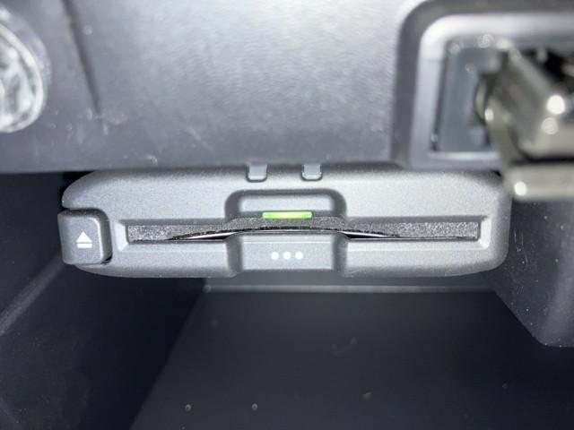 プロボックス ＧＬ　プリクラッシュ　パワーウインドウ　助手席エアバック　整備記録簿　パワステ　横滑り防止　キ－レス　エアバック　ＡＢＳ付　ＥＴＣ　盗難防止装置　マニュアルエアコン（8枚目）