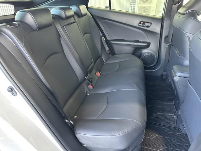 プリウス Ａツーリングセレクション　ドラレコ付き　スマキー　イモビライザー　バックモニター　１オーナ　クルコン　記録簿有　ＬＥＤヘッドライト　ＥＴＣ　メモリーナビゲーション　横滑り防止機能　ナビ　キーフリ　ＡＣ１００Ｖ　アルミ　ＡＡＣ（11枚目）