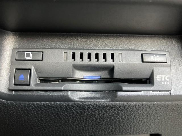 アクア Ｇ　ワンオーナ　ＶＳＣ　衝突軽減ブレーキ　メモリナビ　アイドルストップ　バックモニター　ＬＥＤ　クルーズコントロール　スマートキー　ＥＴＣ車載器　ＡＣ１００Ｖ　ドライブレコーダー　ナビ　パワーウィンドウ（8枚目）