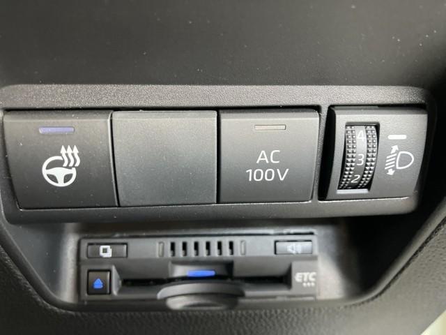 アクア Ｇ　ワンオーナ　ＶＳＣ　衝突軽減ブレーキ　メモリナビ　アイドルストップ　バックモニター　ＬＥＤ　クルーズコントロール　スマートキー　ＥＴＣ車載器　ＡＣ１００Ｖ　ドライブレコーダー　ナビ　パワーウィンドウ（9枚目）