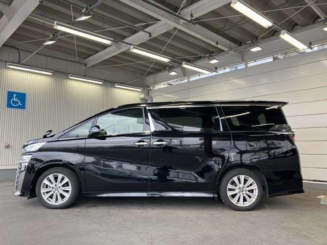 ヴェルファイア ２．５Ｚ　Ａエディション　Ｂモニ　ワンオーナ　クルコン　ＬＥＤヘッドライト　パワーウィンドウ　ＥＴＣ　エアコン　横滑り防止機能　リアオートエアコン　パワーステアリング　ナビＴＶ　記録簿　ＤＶＤ　アルミ　盗難防止装置　キーフリー（5枚目）