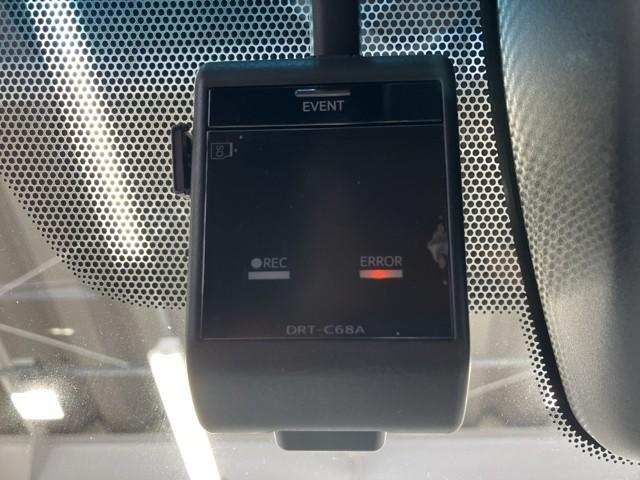 ヴェルファイア ２．５Ｚ　Ａエディション　Ｂモニ　ワンオーナ　クルコン　ＬＥＤヘッドライト　パワーウィンドウ　ＥＴＣ　エアコン　横滑り防止機能　リアオートエアコン　パワーステアリング　ナビＴＶ　記録簿　ＤＶＤ　アルミ　盗難防止装置　キーフリー（8枚目）