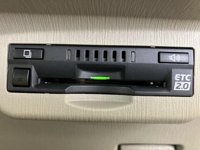 とっても便利なＥＴＣを装備しています。　ＥＴＣを利用して、高速道路を楽々ドライブしましょう。　渋滞緩和にも繋がってエコ！？にも繋がります。