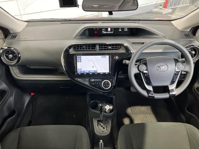 アクア Ｓスタイルブラック　ＡＵＸ端子　ＥＣＯモード　サイドエアバッグ　記録簿あり　バックモニタ－　地デジフルセグ　ナビＴＶ　イモビライザー　ＬＥＤライト　スマートキープッシュスタート　ＥＴＣ付き　Ｗエアバッグ　キーフリ　ＡＢＳ（7枚目）