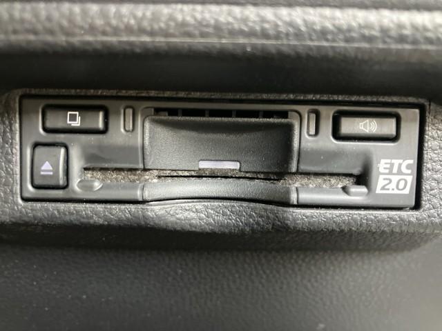 カローラツーリング ダブルバイビー　衝突被害軽減ブレーキ　オートエアコン　リアカメラ　クルコン　ＬＥＤヘッドライト　スマートキー　フルセグテレビ　ＥＳＣ　イモビ　アルミホイール　ＥＴＣ　ワンオーナー　キーレス　ドライブレコーダー　記録簿（9枚目）