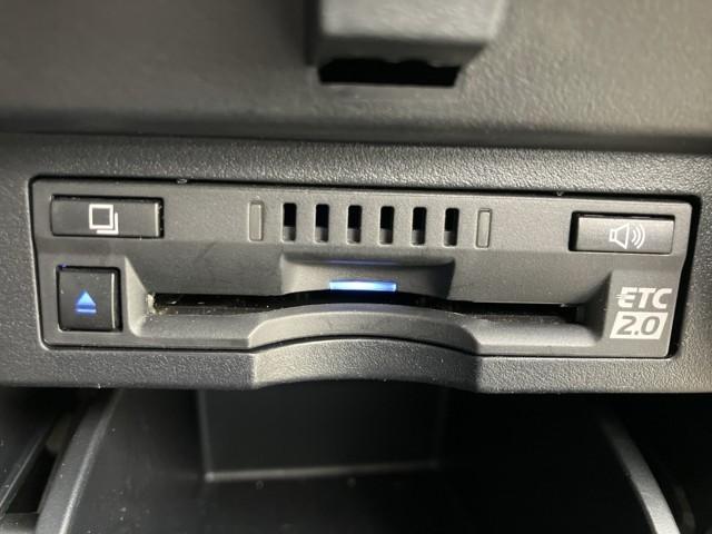 アルファードハイブリッド Ｓ　タイプゴールド　ムーンルーフ　ナビ付　ＡＣ１００Ｖ　リアオートエアコン　クルコン　Ｂカメラ　メンテナンスノート　ＬＥＤライト　オートエアコン　横滑り防止機能　アイドリングストップ　スマートキー　ＥＴＣ　アルミホイール（9枚目）