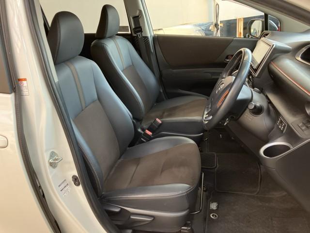 シエンタ ハイブリッド ファンベースG クエロ 両側パワースライドドア アイドリングストップ LEDヘッドライト 点検記録簿 フルセグTV スマートキー ミュージックプレイヤー接続可 ナビTV ドライブレコーダー キーフリー ETC DVD再生(9枚目)