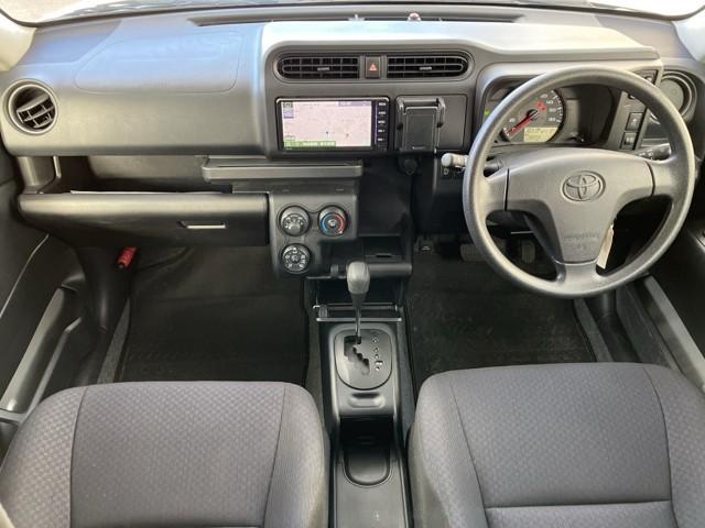 �V���v���Ȃ���@�\�����ӂ��^�]�Ȏ���ł��B�@�g���₷���X�C�b�`�ނ̔z�u�ɂ��ƂĂ��^�]���₷���ł���B