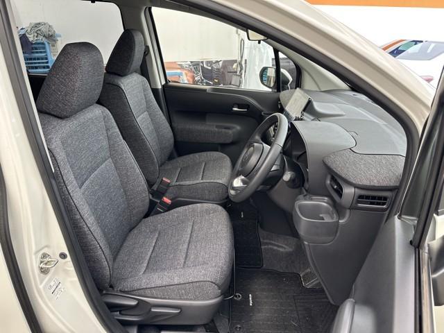 �V���v���Ȃ������S�n�̗ǂ��V�[�g�ł��B�@�z�[���h�����ǂ��̂Œ����h���C�r���O�ł����ɂ�����ł��B