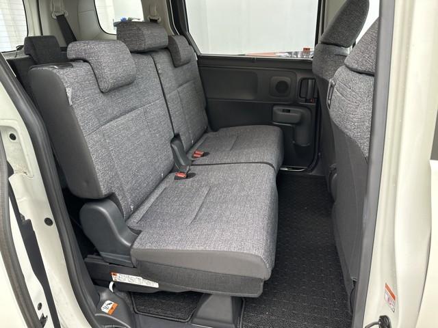 �����L�X�̍���S�n�ǍD�A��Ȃł���B�@�h���C�r���O���A�����ԓ����̐��ŋ���̂��đ�ςł���ˁB�@���������Ă�����̂�����A�����b�N�X�ł���V�[�g�������ł���ˁB