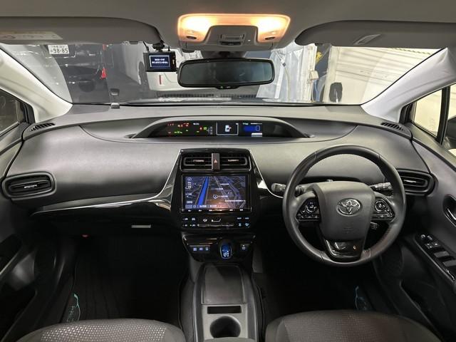 �V�b�N�ȐF�g���̉^�]�Ȏ���ł��ˁB��������Ƃ����f�U�C���ŏ�i�ȐF�g���ł��B���S�n�̗ǂ��^�]�ȁA���������Ă��郊���b�N�X�ł���f�U�C���������ł��ˁB