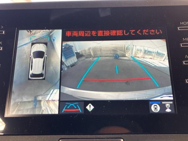 �p�m���~�b�N�r���[���j�^�[�V�X�e�����t���Ă���̂ŎԂ̏ォ�猩���f�����m�F�ł��܂���B�@��ڂŎԗ����ӂ̏����m�F�ł��܂����A���ڈ��S�����m�F�������B