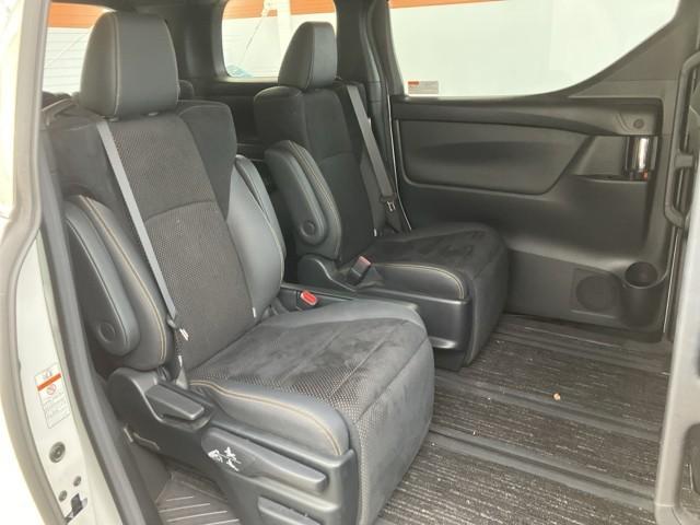 �����L�X�̍���S�n�ǍD�A��Ȃł���B�@�h���C�r���O���A�����ԓ����̐��ŋ���̂��đ�ςł���ˁB�@���������Ă�����̂�����A�����b�N�X�ł���V�[�g�������ł���ˁB