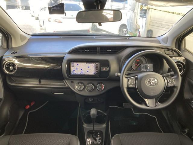 ヴィッツ Ｆ　セーフティーエディションＩＩＩ　ワンオーナー車　イモビライザー　衝突被害軽減ブレーキ　パワーウィンドウ　ナビＴＶ　ドライブレコーダー　ＬＥＤヘッド　エアバッグ　横滑り防止装置　パワステ　エアコン　メモリナビ　インテリキー　ワンセグ（6枚目）