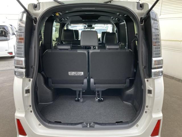 �ƂĂ��L�X�A�傫�ȊJ�����̉׎��X�y�[�X�ł��ˁB�@�J�����L�X������A�傫�ȉו����y�X���[�o�����Ⴂ�܂��ˁB�@�ו��X�y�[�X�͍L���ق��������ł���ˁB