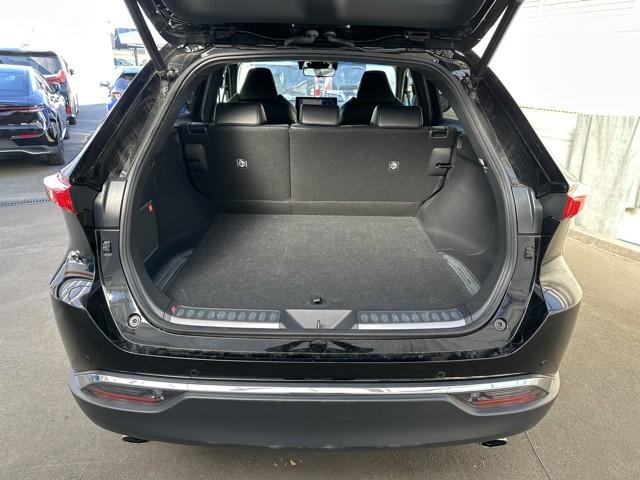 �ƂĂ��L�X�A�傫�ȊJ�����̉׎��X�y�[�X�ł��ˁB�@�J�����L�X������A�傫�ȉו����y�X���[�o�����Ⴂ�܂��ˁB�@�ו��X�y�[�X�͍L���ق��������ł���ˁB