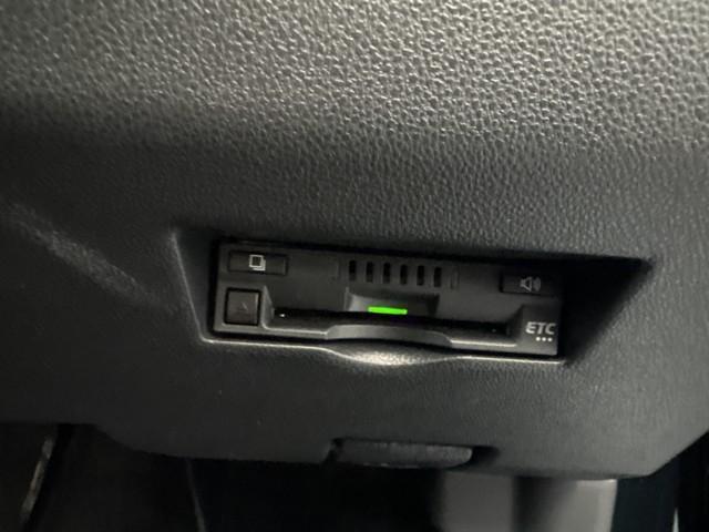 パッソ モーダ　Ｇパッケージ　記録簿付き　ワンオーナ　横滑り防止　キーフリーシステム　スマートキー　Ｂカメラ　ＬＥＤヘッドライト　パワーステアリング　アルミ　ＡＢＳ　イモビライザー　ＷエアＢ　パワーウインドウ　ＥＴＣ　ナビＴＶ（8枚目）