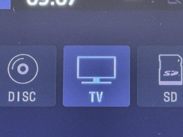 ハイエースバン ロングスーパーGL Wエアコン Bカメラ LEDライト パワーウインドウ 横滑防止 ドライブレコーダー フルセグテレビ DVD視聴可 キーレスエントリー メモリーナビ オートエアコン ETC パワーステ 記録簿有 ABS(8枚目)