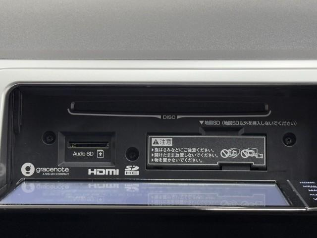 ハイエースバン ロングスーパーGL Wエアコン Bカメラ LEDライト パワーウインドウ 横滑防止 ドライブレコーダー フルセグテレビ DVD視聴可 キーレスエントリー メモリーナビ オートエアコン ETC パワーステ 記録簿有 ABS(9枚目)