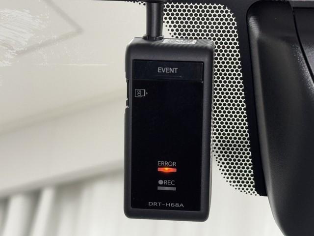 ハイエースバン ロングスーパーGL Wエアコン Bカメラ LEDライト パワーウインドウ 横滑防止 ドライブレコーダー フルセグテレビ DVD視聴可 キーレスエントリー メモリーナビ オートエアコン ETC パワーステ 記録簿有 ABS(10枚目)