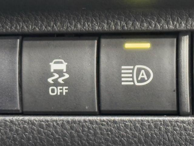 ハリアー Z エアロ 盗難防止 運転席パワーシート 地デジ 横滑防止装置 リアビューカメラ ヘッドライトLED アルミホイール 点検記録簿 Wエアバッグ キーレス ドラレコ付き スマートキ- サイドエアバッグ(11枚目)