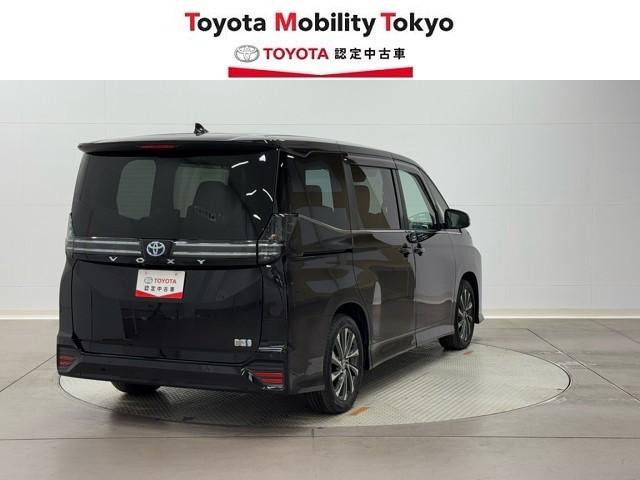 ヴォクシー ハイブリッドS-Z パワーウィンドウ DVD再生機能 インテリキー 横滑防止装置 地デジTV アクティブクルーズコントロール 1オナ フルオートエアコン リアカメラ エアバッグ ABS 100V充電 ナビTV WAC(2枚目)