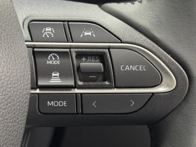 ヴォクシー ハイブリッドS-Z パワーウィンドウ DVD再生機能 インテリキー 横滑防止装置 地デジTV アクティブクルーズコントロール 1オナ フルオートエアコン リアカメラ エアバッグ ABS 100V充電 ナビTV WAC(9枚目)