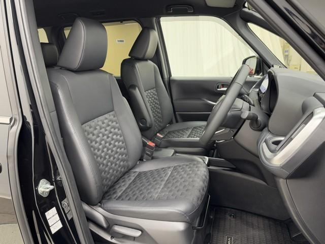 ヴォクシー ハイブリッドS-Z パワーウィンドウ DVD再生機能 インテリキー 横滑防止装置 地デジTV アクティブクルーズコントロール 1オナ フルオートエアコン リアカメラ エアバッグ ABS 100V充電 ナビTV WAC(15枚目)