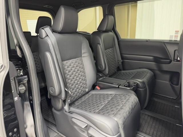 ヴォクシー ハイブリッドS-Z パワーウィンドウ DVD再生機能 インテリキー 横滑防止装置 地デジTV アクティブクルーズコントロール 1オナ フルオートエアコン リアカメラ エアバッグ ABS 100V充電 ナビTV WAC(16枚目)