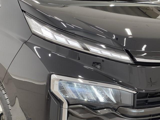 ヴォクシー ハイブリッドS-Z パワーウィンドウ DVD再生機能 インテリキー 横滑防止装置 地デジTV アクティブクルーズコントロール 1オナ フルオートエアコン リアカメラ エアバッグ ABS 100V充電 ナビTV WAC(19枚目)