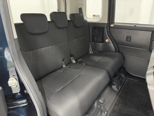 タンク カスタムＧ－Ｔ　スマキ－　地上デジタル　アルミホイル　踏み間違い防止装置　両側電動ドア　ＬＥＤヘッドライト　クルコン　リアカメラ　横滑り防止装置　ＥＴＣ　キーレス　ドライブレコーダー　ＴＶナビ　オートエアコン　ＤＶＤ（17枚目）