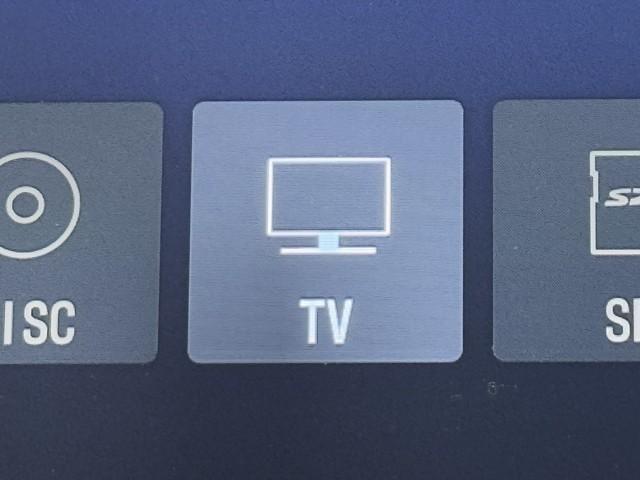 エスクァイア ハイブリッドGiプレミアムパッケジブラックテーラード 誤発進抑制機能 AC100V ドライブレコーダ 1オーナー アイドリングストップ Bカメラ スマートキー ナビ&TV イモビライザー LEDランプ ETC車載器 クルーズコントロール アルミ 地デジ(7枚目)