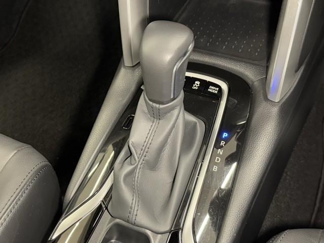 カローラクロス ハイブリッド Z 衝突軽減B 記録簿有 フルセグテレビ スマキ- 半レザー Bモニター アクティブクルーズコントロール アイドリングストップ イモビ LED AC 運転席Pシート メディアプレイヤー接続 キーレス TV(11枚目)