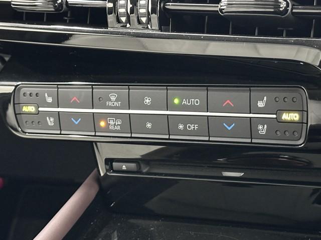 MIRAI Z エグゼクティブパッケージ パノラマルーフ レザーシート LEDヘッド フルセグTV アルミホイール オートクルーズコントロール 寒冷地仕様 キーフリー エアバッグ ABS 盗難防止装置 スマートキー パワーシート ETC(9枚目)